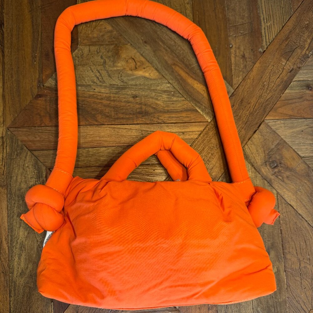OLEND MiniOna Soft Bag in Coral